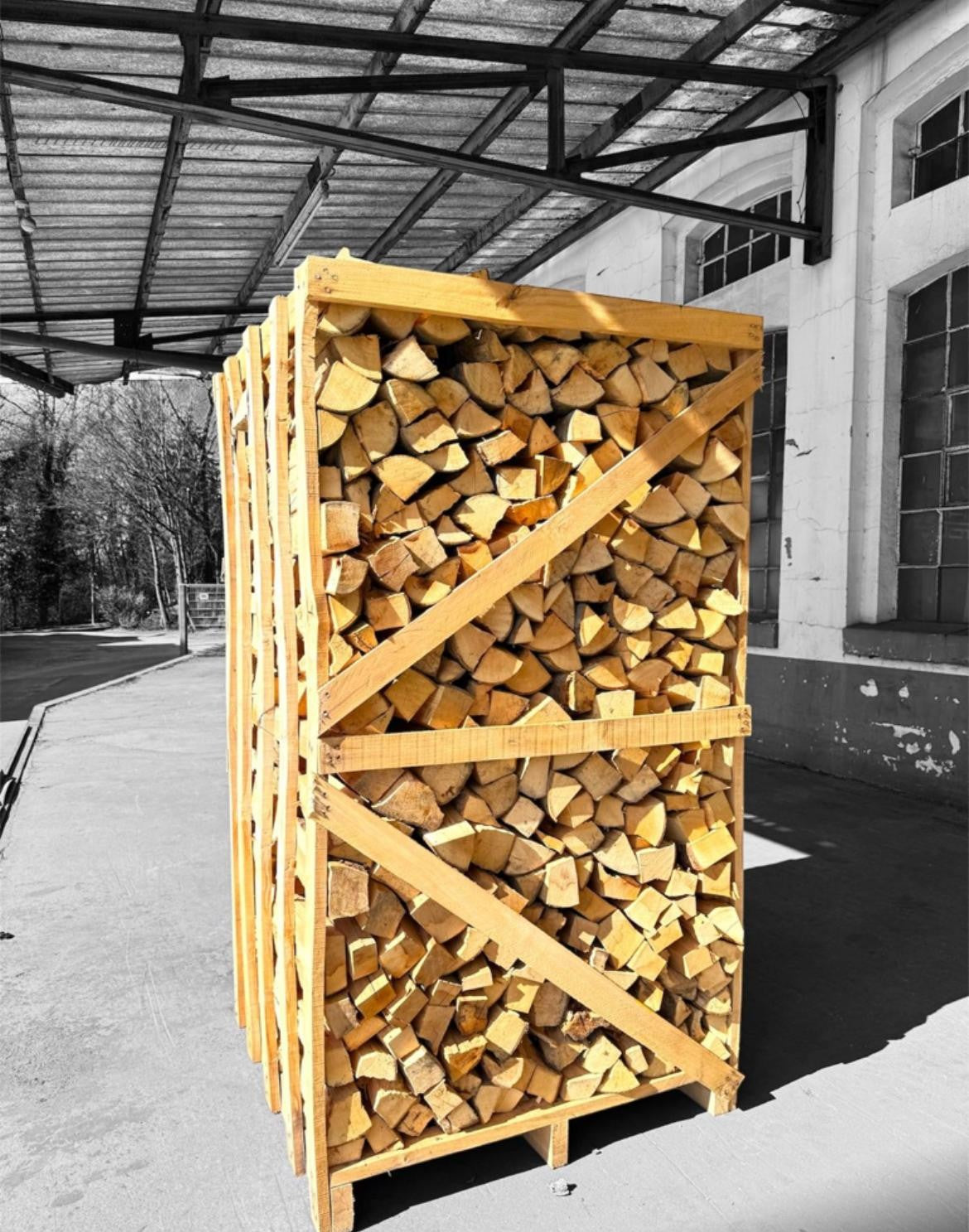 Brennholz Palette Trocken - 1,9 Raummeter Buche - Kammergetrocknet