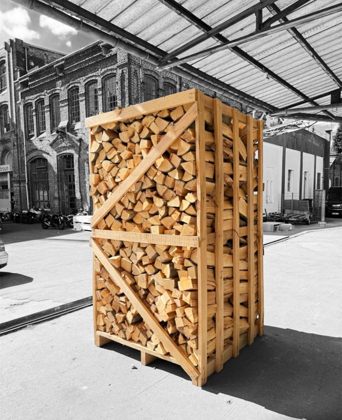 Brennholz Palette Trocken - 1,9 Raummeter Buche - Kammergetrocknet